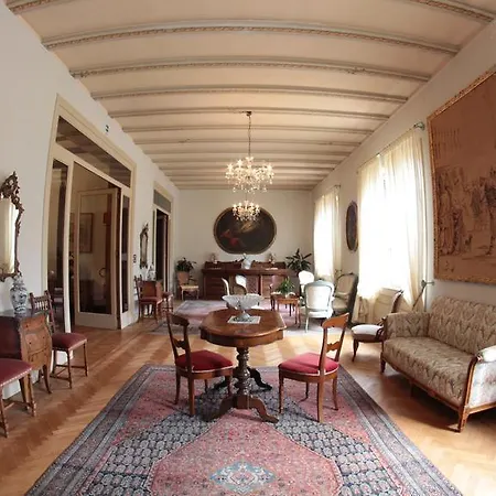 Hotel Maria 2*