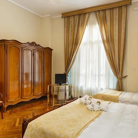 Maria فندق سانريمو